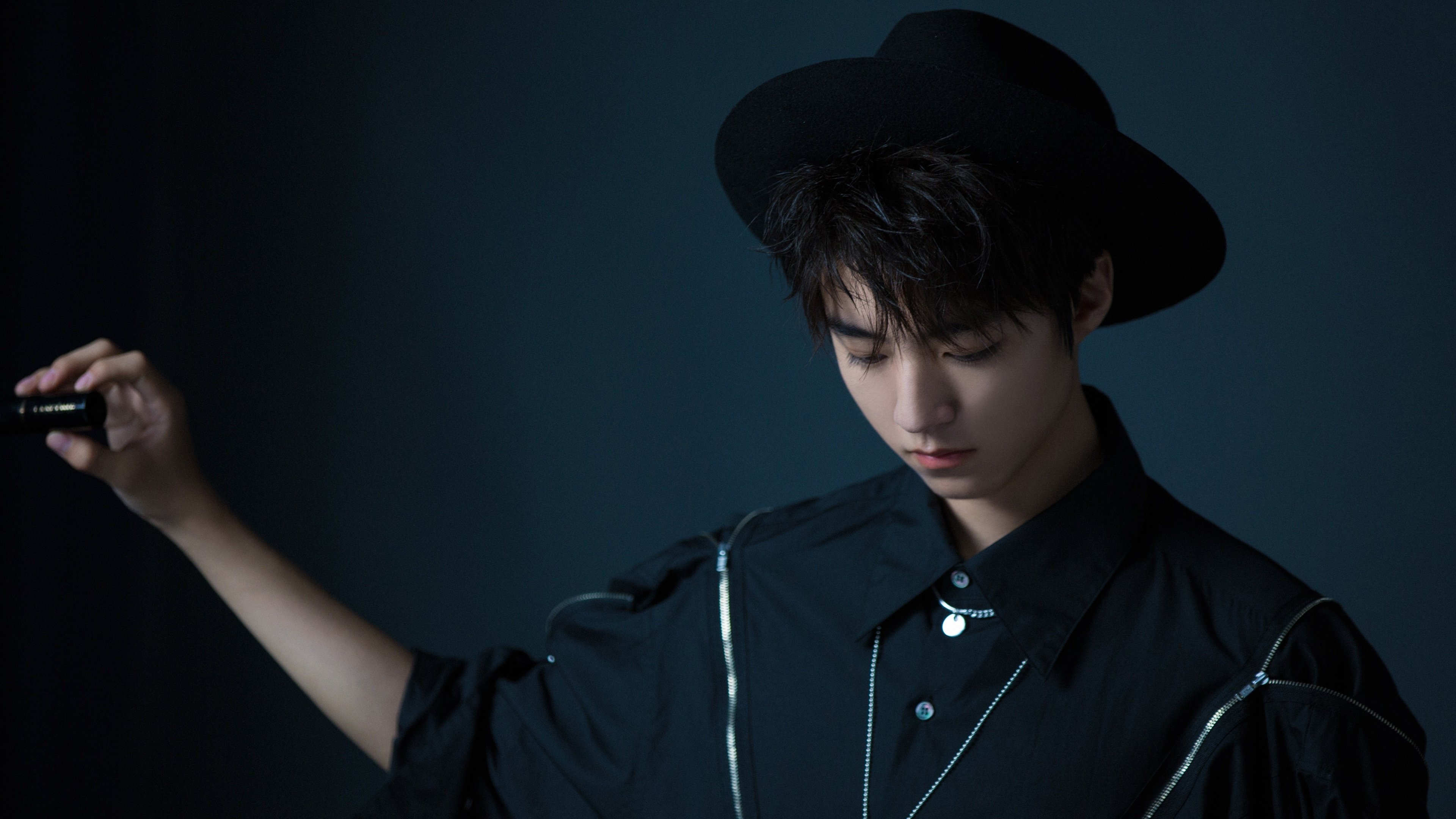 爱游戏官方-中锋在现代战术中的地位是否被边缘化，中锋在现代战术中的地位是否被边缘化了