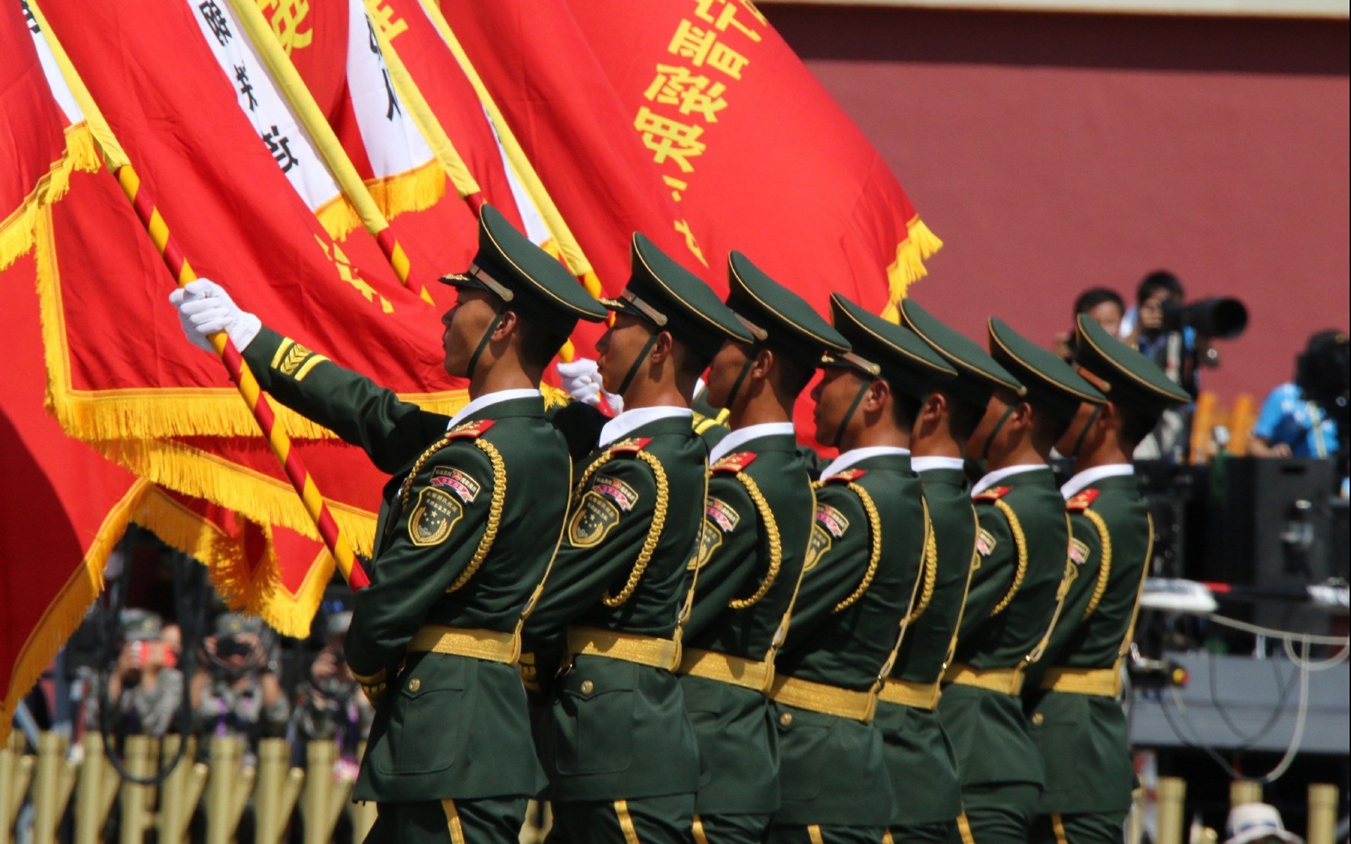 AYX体育官网-水球战术创新与体能训练相辅相成，水球 运动