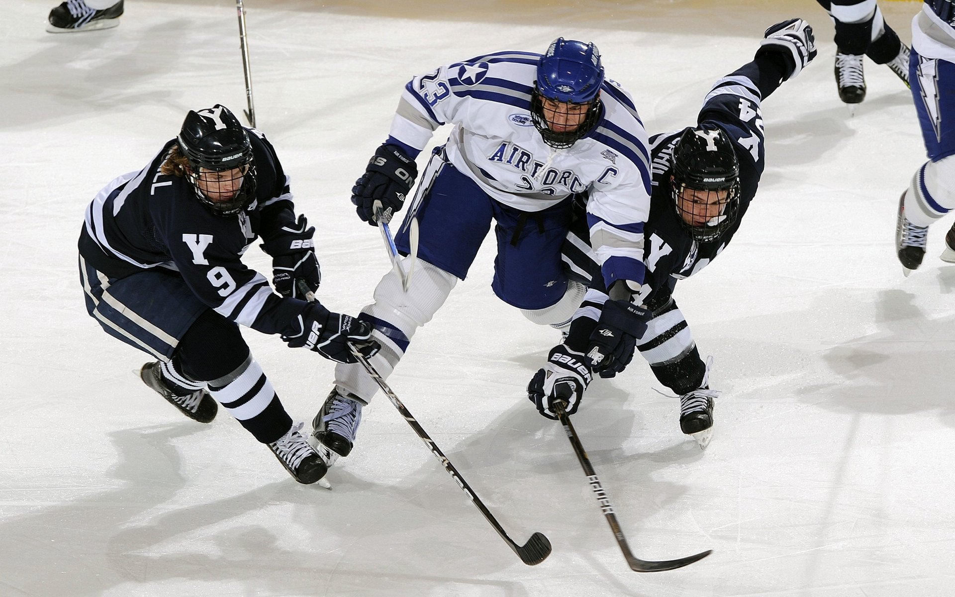 爱游戏在线登录-数字化青训平台实现重脑力打造，提升青少年训练科学水平，全国青少年数字化教育